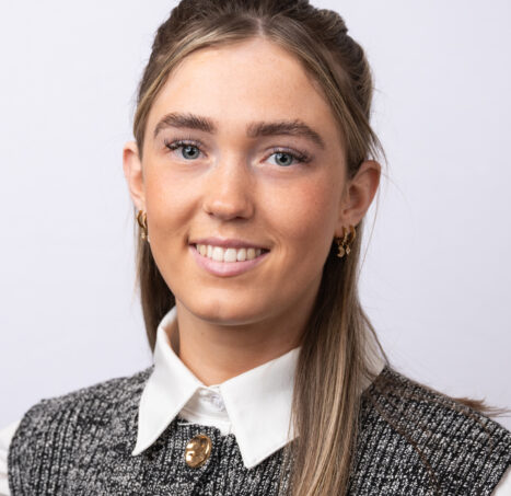 Photo of Ella Payne – Junior Practice Manager